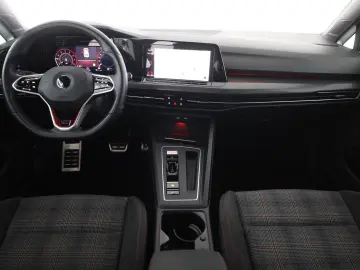 VW Golf VIII 2.0 TSI DSG GTI LED Navi Sitzheizung