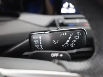 VW Golf VIII 2.0 TSI DSG GTI LED Navi Sitzheizung