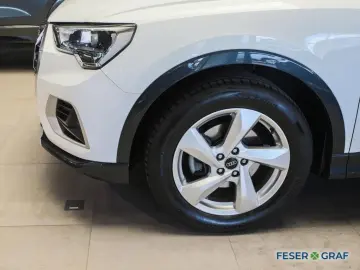 AUDI Q3 35 TFSI advanced GRA LED Navi PDC Sitzh. 18