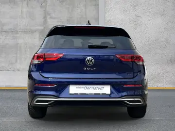 VW Golf VIII 1.5 TSI Active LED VIRTUAL ACC AHK NAV