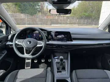 VW Golf VIII 1.5 TSI Active LED VIRTUAL ACC AHK NAV