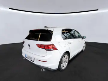 VW Golf VIII Lim. GTI DSG BLACKSTYLE ACC KAMERA SHZ