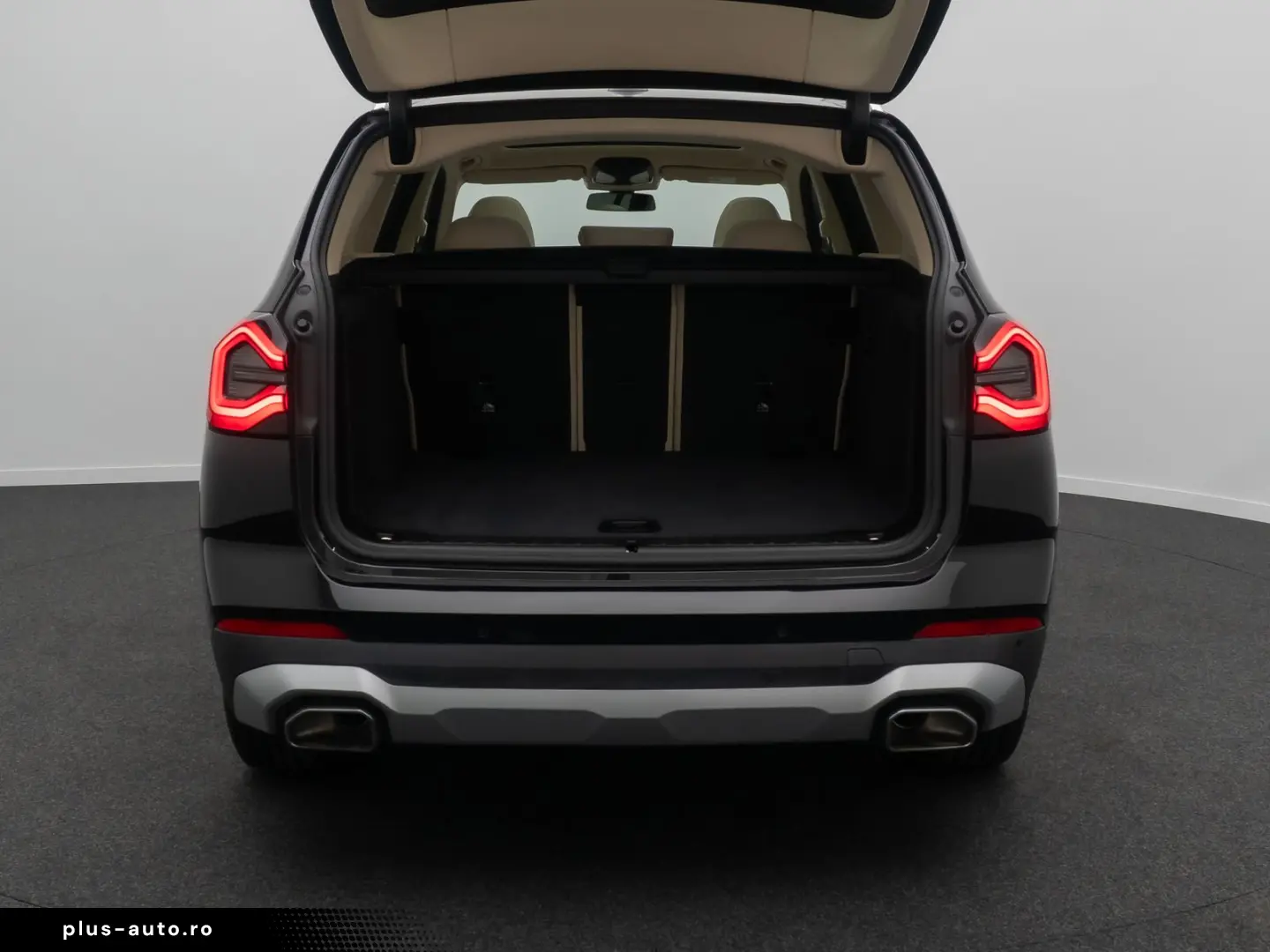 BMW X3 xD30d H K DAB Kamera Leder Panorama MSport