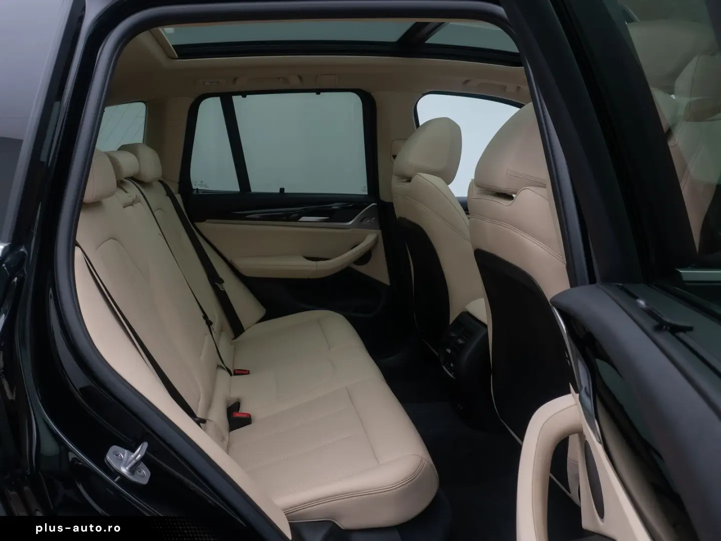 BMW X3 xD30d H K DAB Kamera Leder Panorama MSport