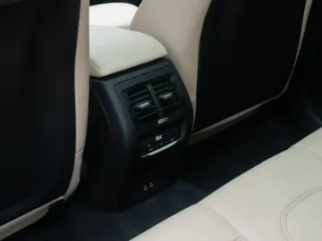 BMW X3 xD30d H K DAB Kamera Leder Panorama MSport
