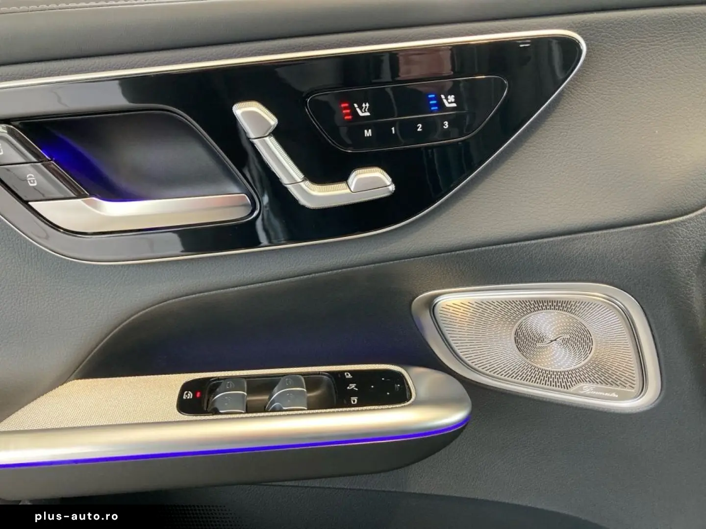 MERCEDES-BENZ GLC 300de 4M AMG Burmester Ventilation 360