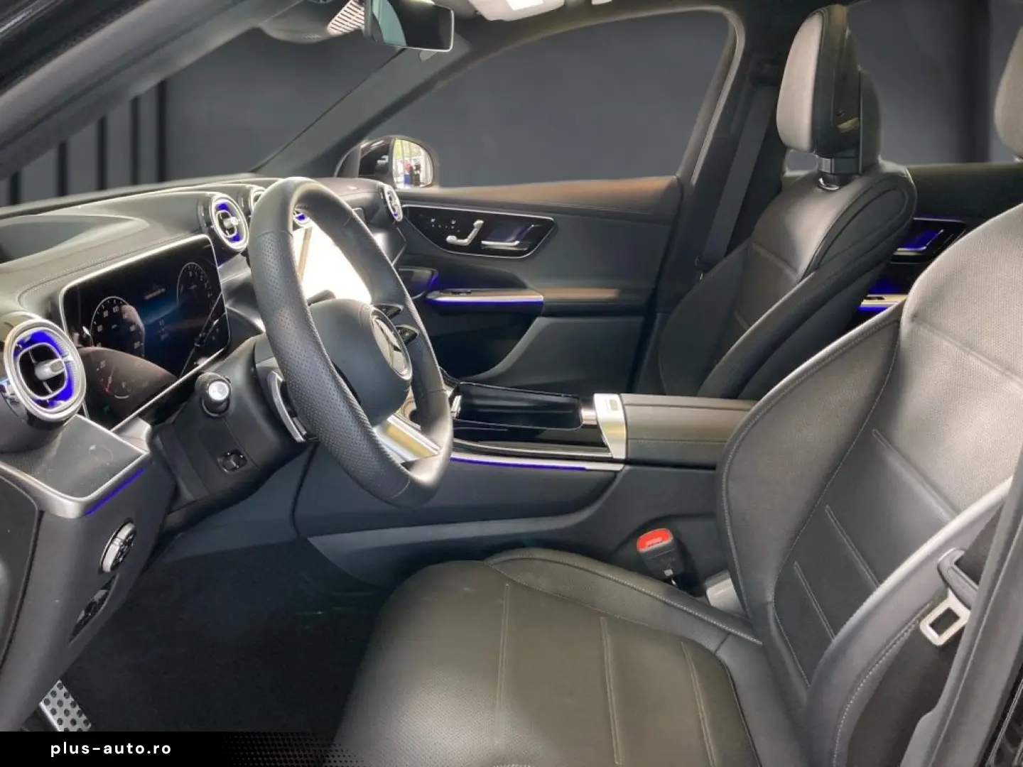 MERCEDES-BENZ GLC 300de 4M AMG Burmester Ventilation 360