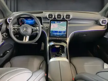 MERCEDES-BENZ GLC 300de 4M AMG Burmester Ventilation 360