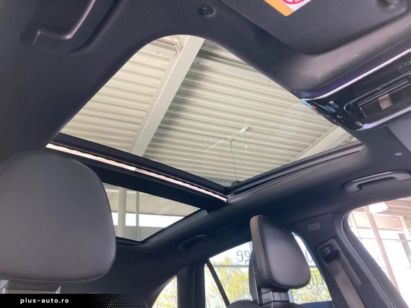 MERCEDES-BENZ GLC 300de 4M AMG Burmester Ventilation 360