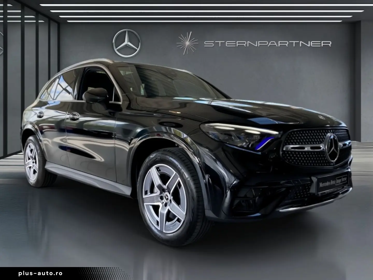 MERCEDES-BENZ GLC 300de 4M AMG Burmester Ventilation 360