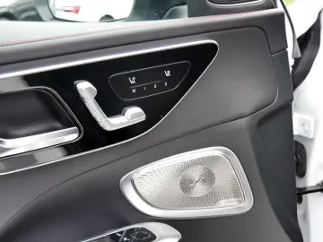 MERCEDES-BENZ C 63 S E AMG PERFORMANCE   AMG BURM NIGHT MEMO