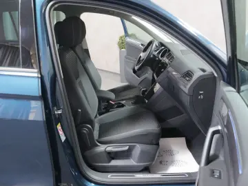 VW Tiguan 1.5 TSI DSG Active KAMERA LED ACC NAVI SH