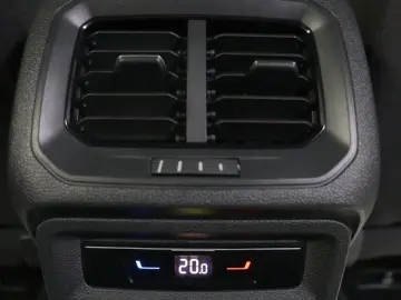 VW Tiguan 1.5 TSI DSG Active KAMERA LED ACC NAVI SH