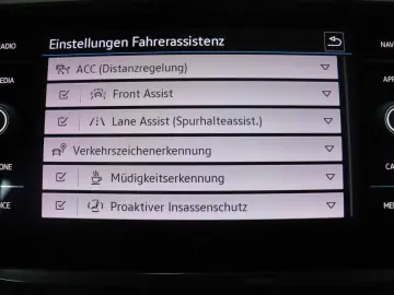 VW Tiguan 1.5 TSI DSG Active KAMERA LED ACC NAVI SH
