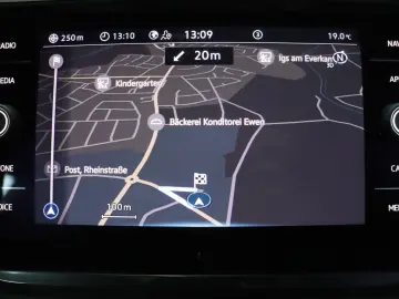 VW Tiguan 1.5 TSI DSG Active KAMERA LED ACC NAVI SH