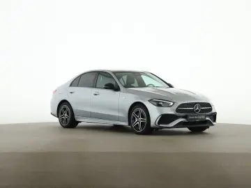 MERCEDES-BENZ C 300 e AMG Night MBUX Pano Kamera LED Memory