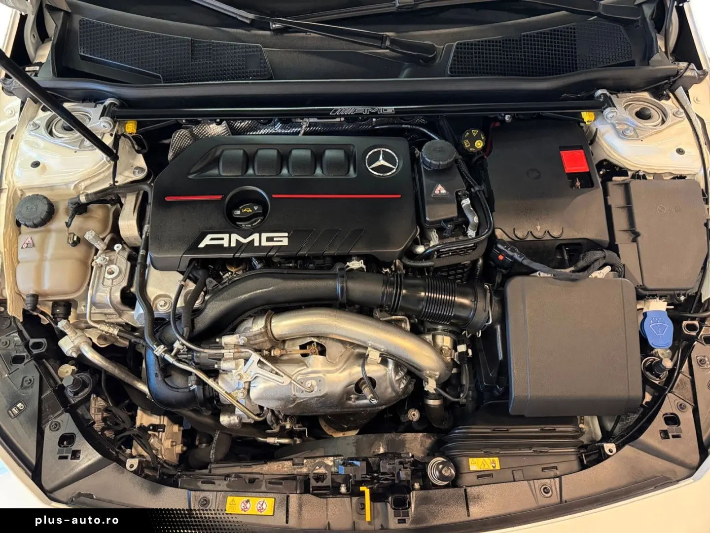 MERCEDES-BENZ CLA 35 AMG 4MATIC Coupé   Garantie   Ambiente