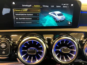 MERCEDES-BENZ CLA 35 AMG 4MATIC Coupé   Garantie   Ambiente