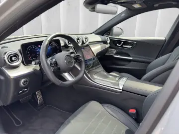 MERCEDES-BENZ C 300 e AMG Premium Pano Burm DIS 360 AHK
