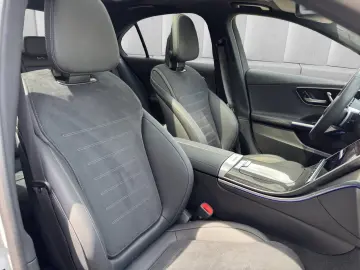 MERCEDES-BENZ C 300 e AMG Premium Pano Burm DIS 360 AHK