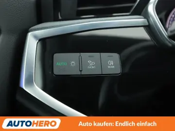 AUDI Q3 45 TFSI quattro S line Aut. 360CAM NAVI ACC