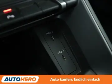 AUDI Q3 45 TFSI quattro S line Aut. 360CAM NAVI ACC