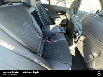 MERCEDES-BENZ C 300 de AMG Night Premium 18  Pano Distronic