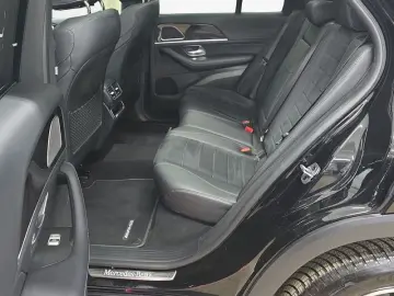 MERCEDES-BENZ GLE 300 d 4M PANO AHK MULTIBEAM DISTR.…
