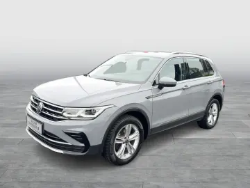 VW Tiguan 2.0 TDI 4Motion Elegance Navi Matrix LED
