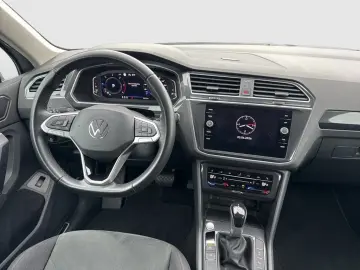 VW Tiguan 2.0 TDI 4Motion Elegance Navi Matrix LED