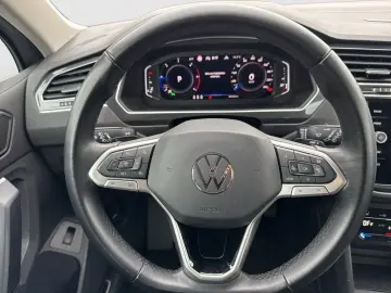 VW Tiguan 2.0 TDI 4Motion Elegance Navi Matrix LED