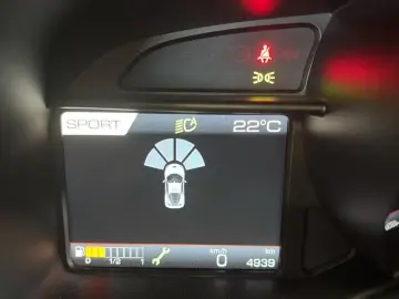 FERRARI F8 Tributo