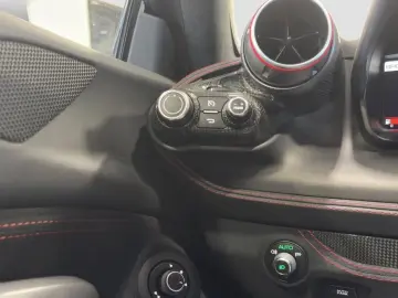 FERRARI F8 Tributo