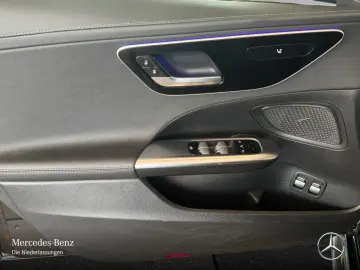 MERCEDES-BENZ C 300 e AMG Pano LED Distr Kamera