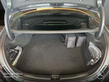 MERCEDES-BENZ C 300 e AMG Pano LED Distr Kamera