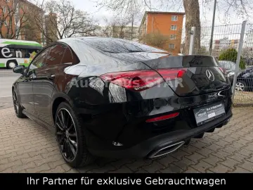 MERCEDES-BENZ CLA 200 AMG LINE   LEDER - NAVI - SITZHZ