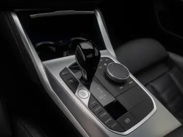 BMW M440 i xD Gran Coupé H K Kamera HUD DAB 19Zoll