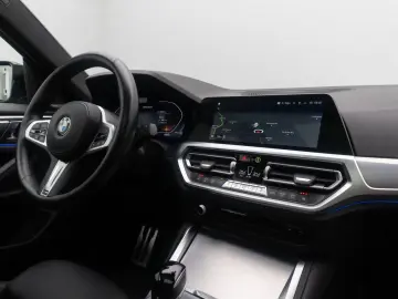 BMW M440 i xD Gran Coupé H K Kamera HUD DAB 19Zoll