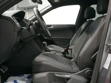 VW Tiguan Allspace 2.0 TDI  R-Line 4Motion AHK PANO