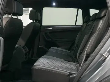 VW Tiguan Allspace 2.0 TDI  R-Line 4Motion AHK PANO