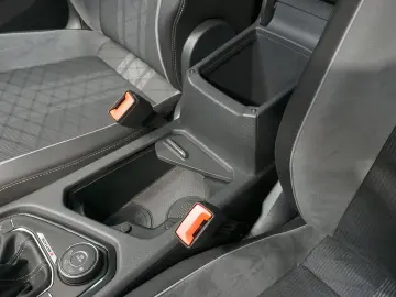 VW Tiguan Allspace 2.0 TDI  R-Line 4Motion AHK PANO