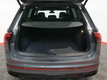 VW Tiguan Allspace 2.0 TDI  R-Line 4Motion AHK PANO