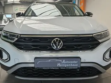 VW T-Roc 2.0 TDI Life DSG LED Plus Navi Kamera PDC