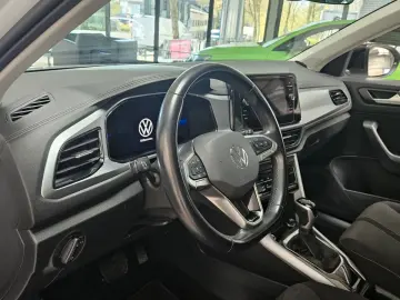 VW T-Roc 2.0 TDI Life DSG LED Plus Navi Kamera PDC