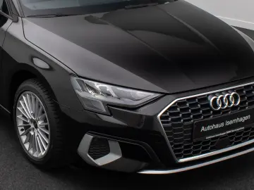AUDI A3 30 TFSI S tronic Sportback PDC DAB FahrAssist