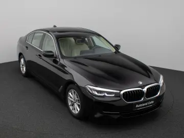 BMW 530i Kamera Glasdach DAB Lenkrhzg 4xKlima Alarm