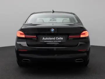 BMW 530i Kamera Glasdach DAB Lenkrhzg 4xKlima Alarm