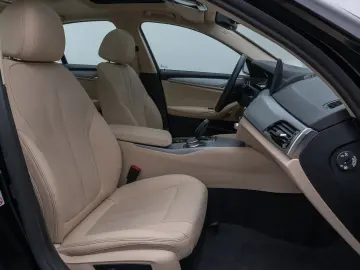 BMW 530i Kamera Glasdach DAB Lenkrhzg 4xKlima Alarm
