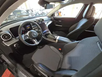 MERCEDES-BENZ C 180 Avantgarde  AMG LINE NAVI 360  LED DAB