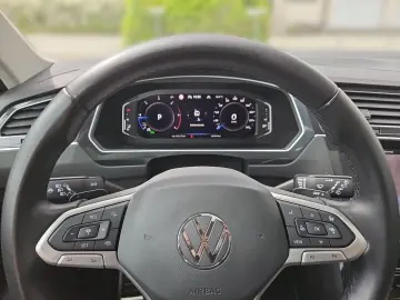 VW Tiguan 2.0 TDI Urban Sport DSG 4Motion NAVI AHK